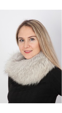 Arctic fox fur neck warmer